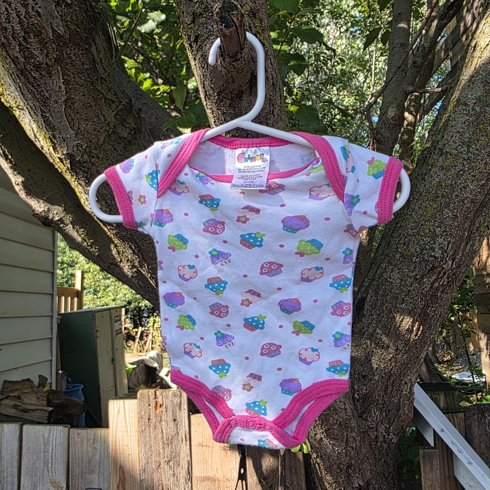 Pink Trim Vintage Cupcake Pattern Bodysuit